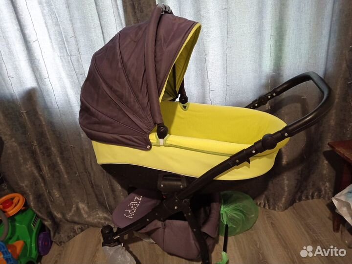 Коляска zippy 2 в 1