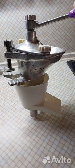 Соковыжималка ручная