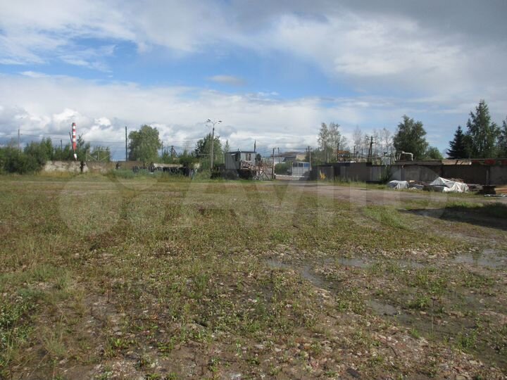 Участок 1,47 га (промназначения)