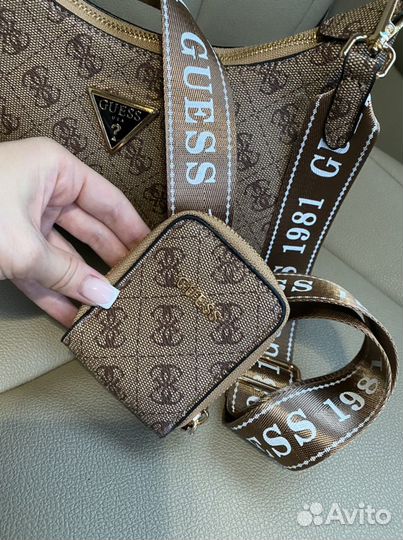 Сумка женская через плечо guess