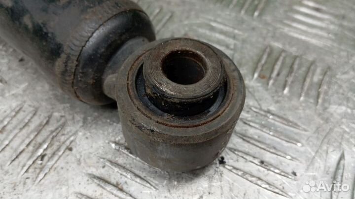 Амортизатор Infiniti Ex35 Задний