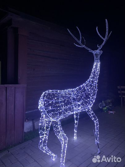 Светодиодный олень