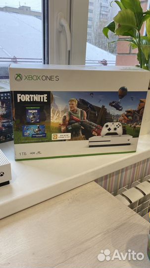 Xbox One s 1tb с играми