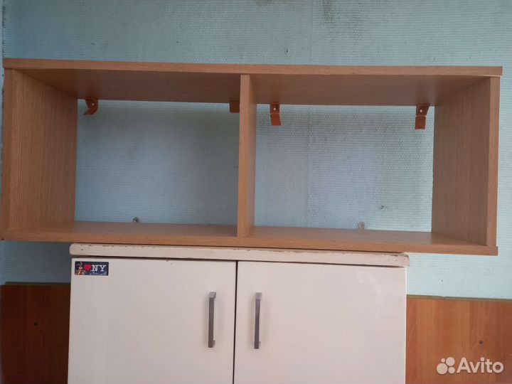 Полка навесная