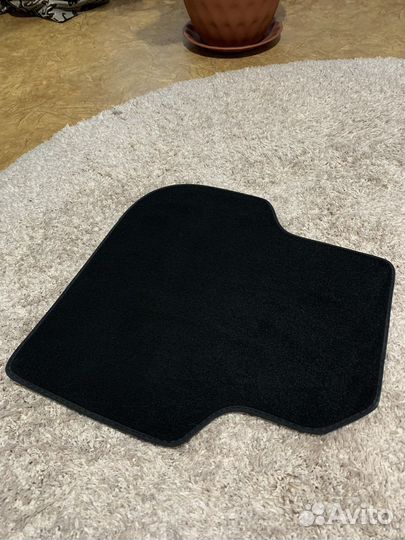 Автомобильные коврики ворсовые