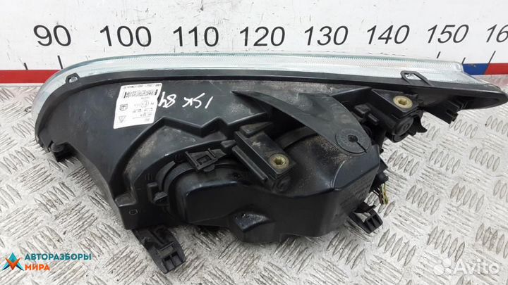 Фара правая Ford Focus 2 2005