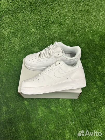 Nike Air Force 1 Low White