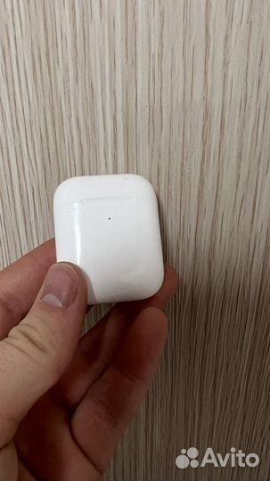 Беспроводные наушники apple airpods