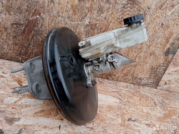 Вакуумникв сборе Renault Fluence