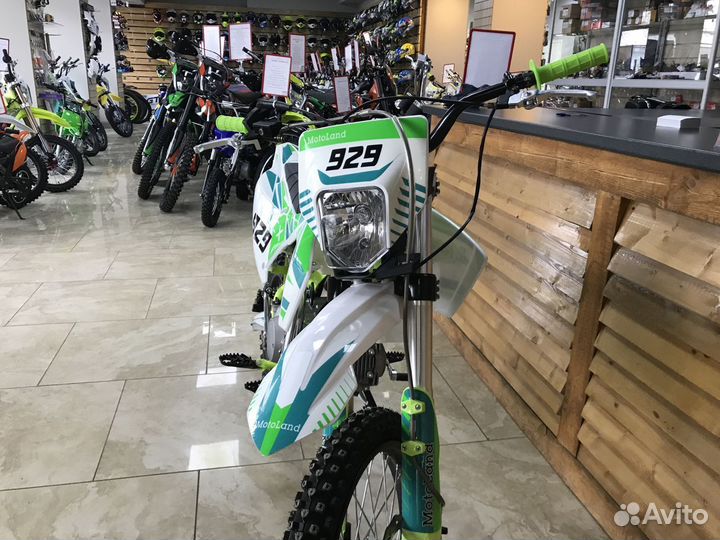 Питбайк Motoland TCX125Е зеленый