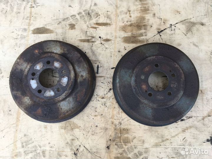 Барабаны задние Hyundai Starex H1