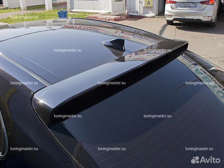 Спойлер на заднее стекло Toyota Camry XV70