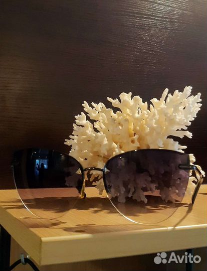 Солнечные очки женские