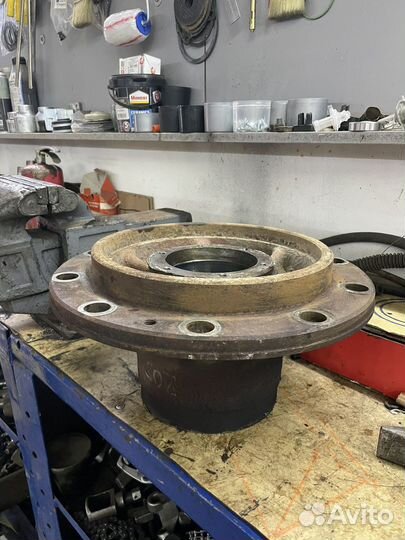 Ступица передняя маз