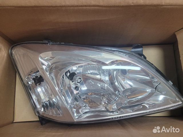 Фара правая Toyota Corolla 112-11d1r-ld-em