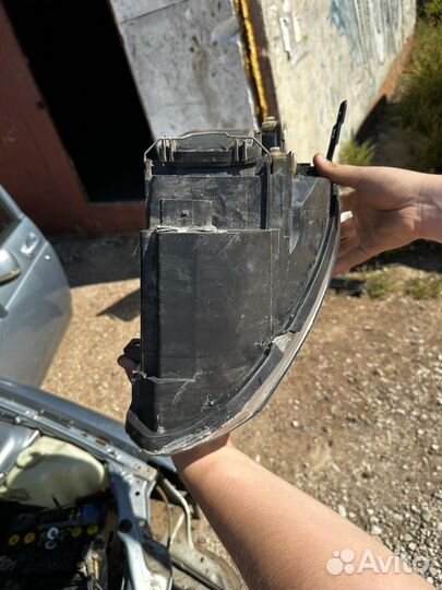 Фара от приоры