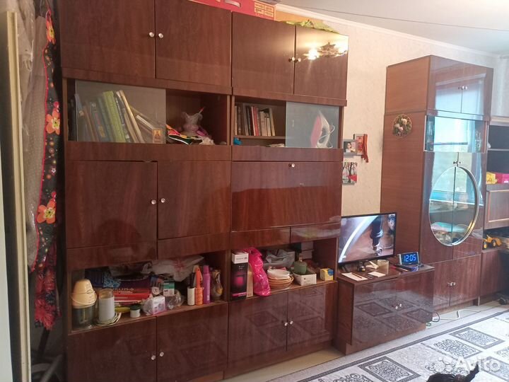 Стенка в гостиную бу