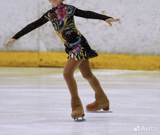 Платье для фигурного катания