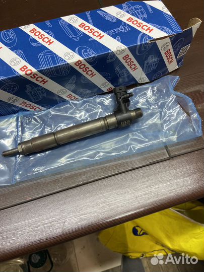 Продам топливную форсунки Land Rover Freelander 2