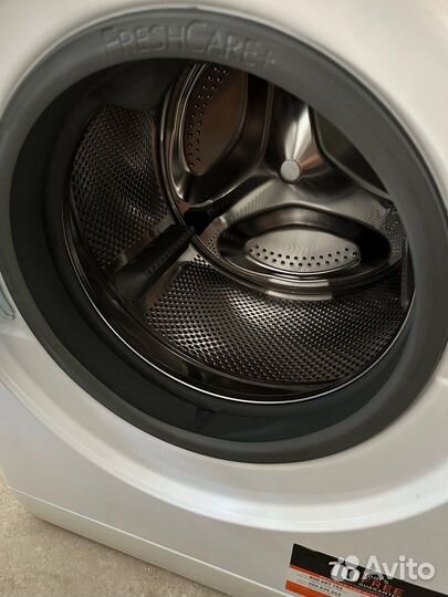 Стиральная машина Whirlpool FFB 8248 WV RU