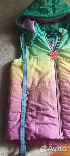 Жилет демисезонный на девочку 146