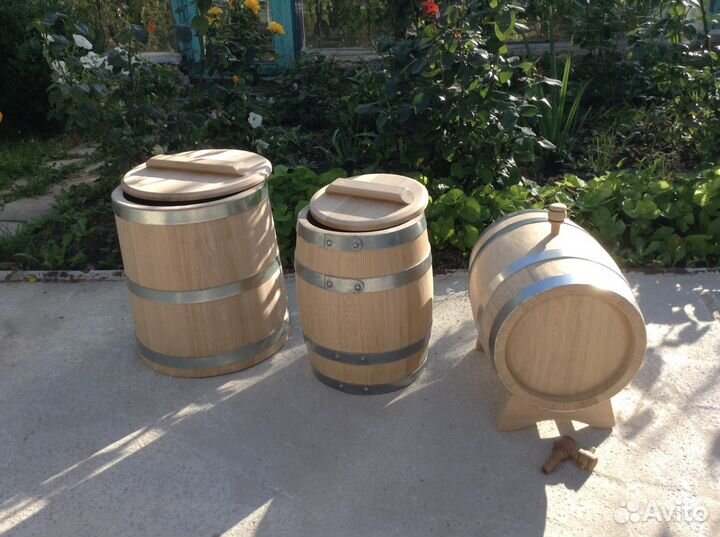 Дубовые бочки, кадки и кадушки