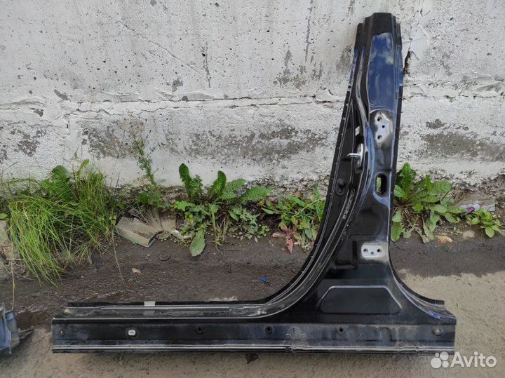 Стойка кузова средняя левая Toyota Camry ACV40