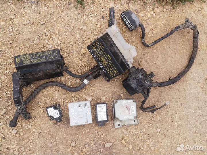 Блок предохранителей, электронный X-Trail T30