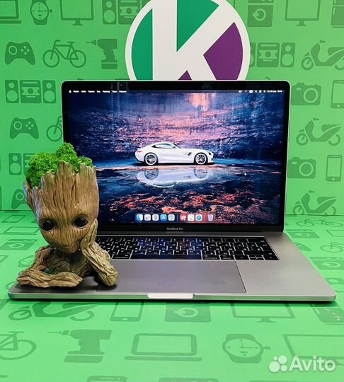 Apple MacBook Pro 15 2017 Corei7/16/512GB