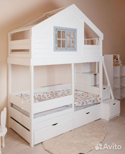 Детская кровать двухъярусная