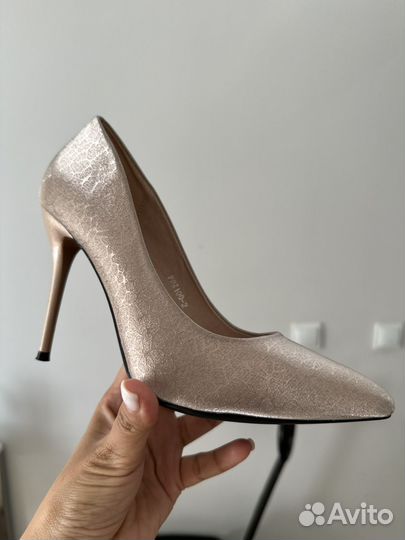 Туфли женские 39 размер новые