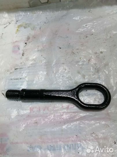 Буксировочный крюк оригинал Volkswagen Passat B6