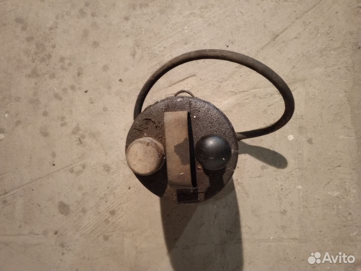 Бачок для заливки масла