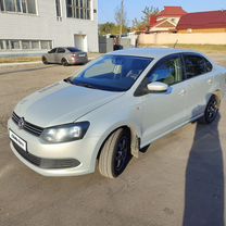 Volkswagen Polo 1.6 MT, 2013, 195 000 км, с пробегом, цена 880 000 руб.