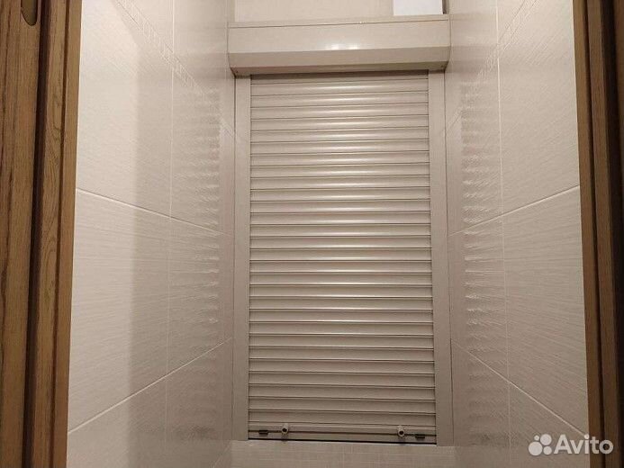 Сантехнические рольставни в туалет