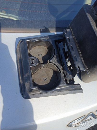 Подлокотник Great Wall Hover H1 4G64S4 2.4 2008