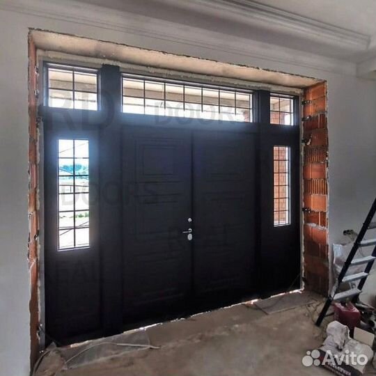 Парадная входная группа с терморазрывом для улицы