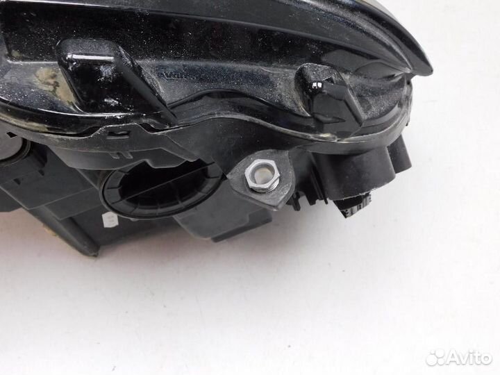 Фара левая Volkswagen California/Caravelle/Multivan/Transporter