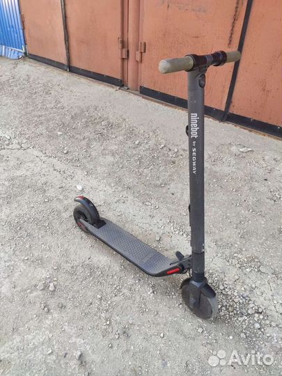 Ninebot es2 электросамокат