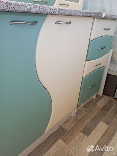 Кухня бу в хорошем состоянии