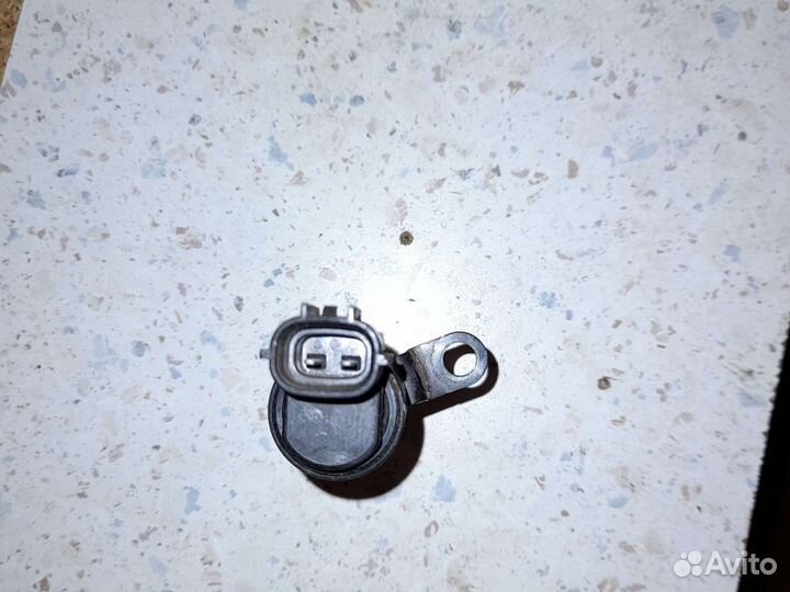 Датчик коленвала магнитный клапан киа церато2 g4fc