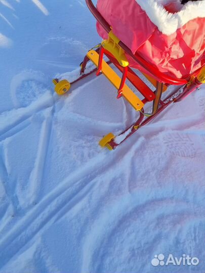 Санки Nikki 2 с вкладышем