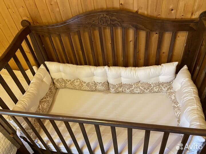 Бортики на детскую кроватку