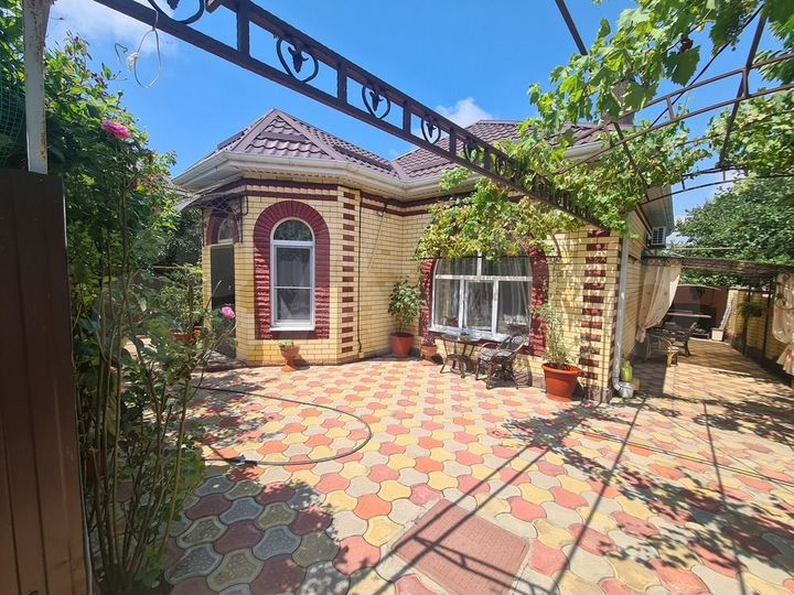 Дом 65 м² на участке 3 сот.