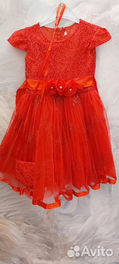 Нарядное платье