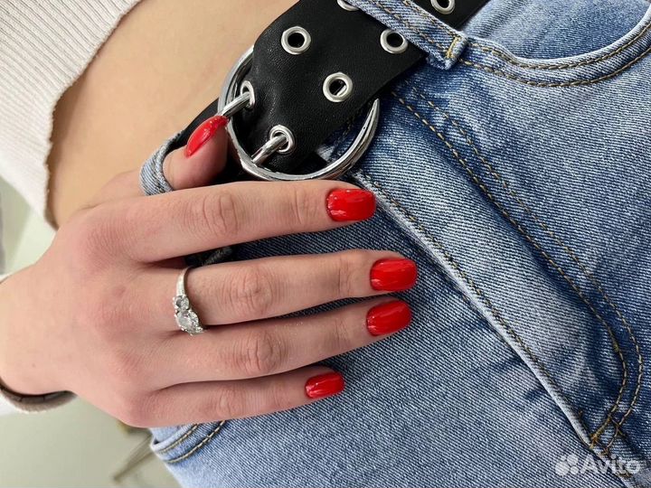 Маникюр педикюр