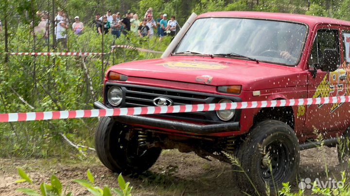 LADA 4x4 (Нива) 1.6 МТ, 1988, 50 000 км