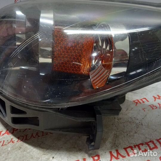 Фара галогеновая передняя левая Mazda 3 BK хэтчбек