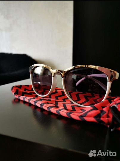 Солнцезащитные очки женские