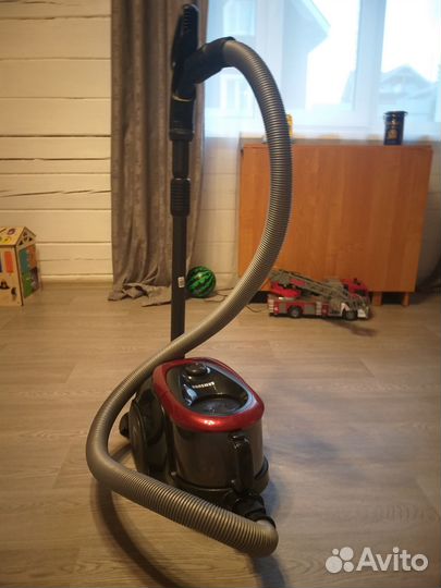 Пылесос Samsung SC18M21A0S1